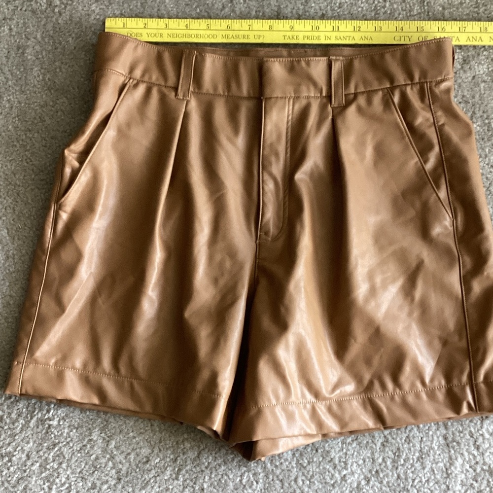 Abercrombie & Fitch High Waist Brown Vegan Leather Shorts, Size L - Picture 4 of 6